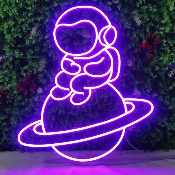 BABY ASTRONAUT NEON SIGN