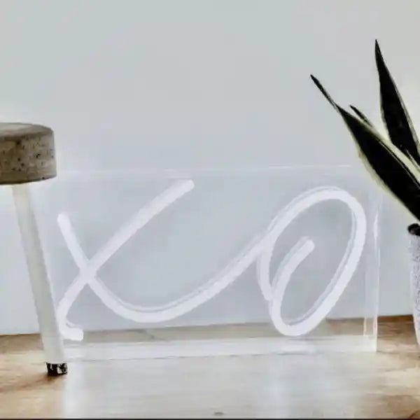 Xo Wedding Neon Sign - Romantic glowing X and O symbols for wedding decor - from manhattonneons.com